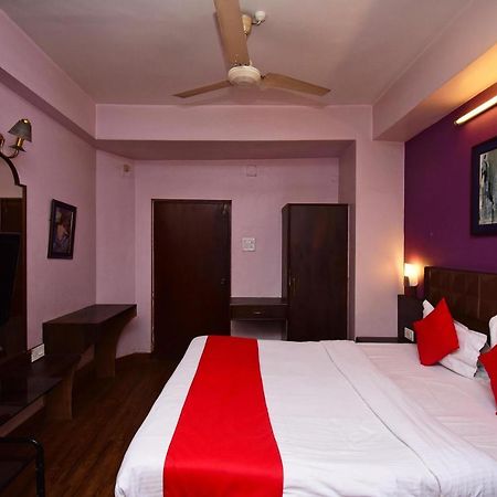 Oyo 2510 Near Camac Street Hotel Kolkata Exterior photo